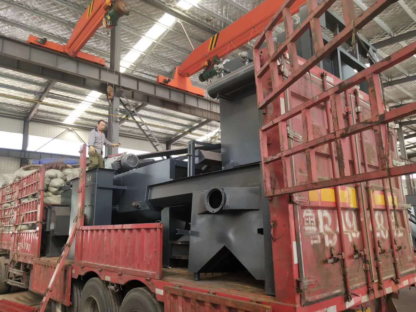 q6915通過(guò)式拋丸清理機(jī)發(fā)往張家港 q6915通過(guò)式拋丸清理機(jī)發(fā)往張家港