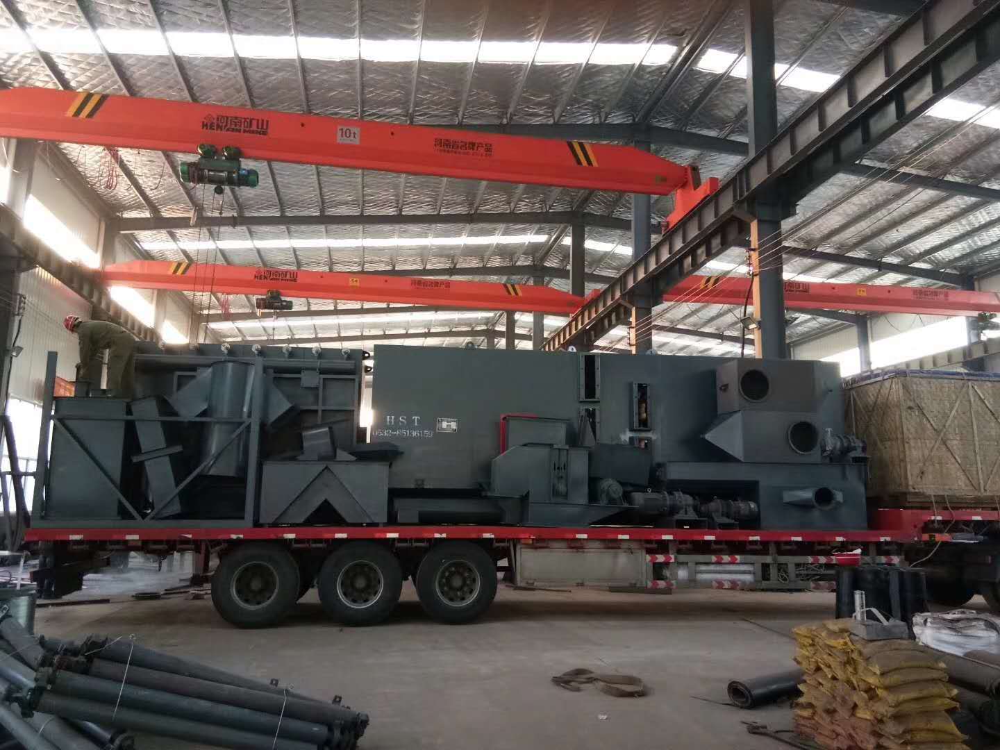 q6915鋼結(jié)構(gòu)拋丸機發(fā)往湖南